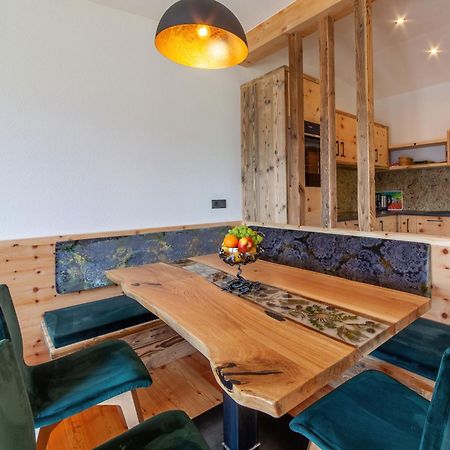 Huberhof Lägenhet Villandro Exteriör bild