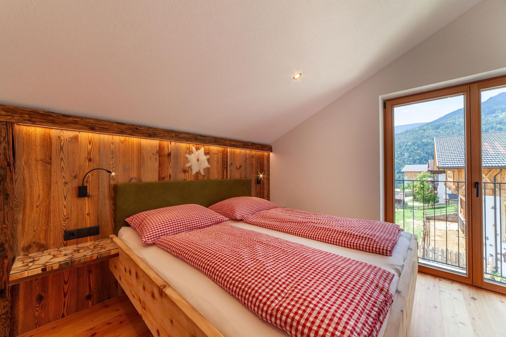 Huberhof Lägenhet Villandro Exteriör bild