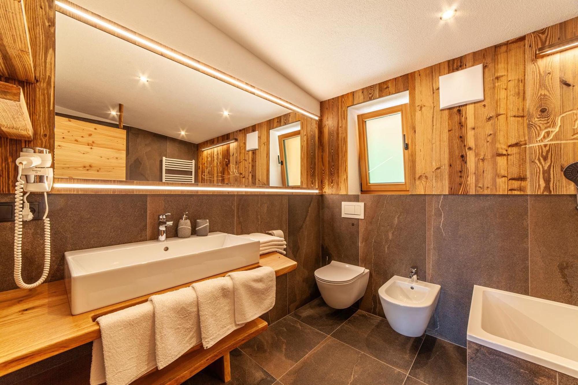 Huberhof Lägenhet Villandro Exteriör bild