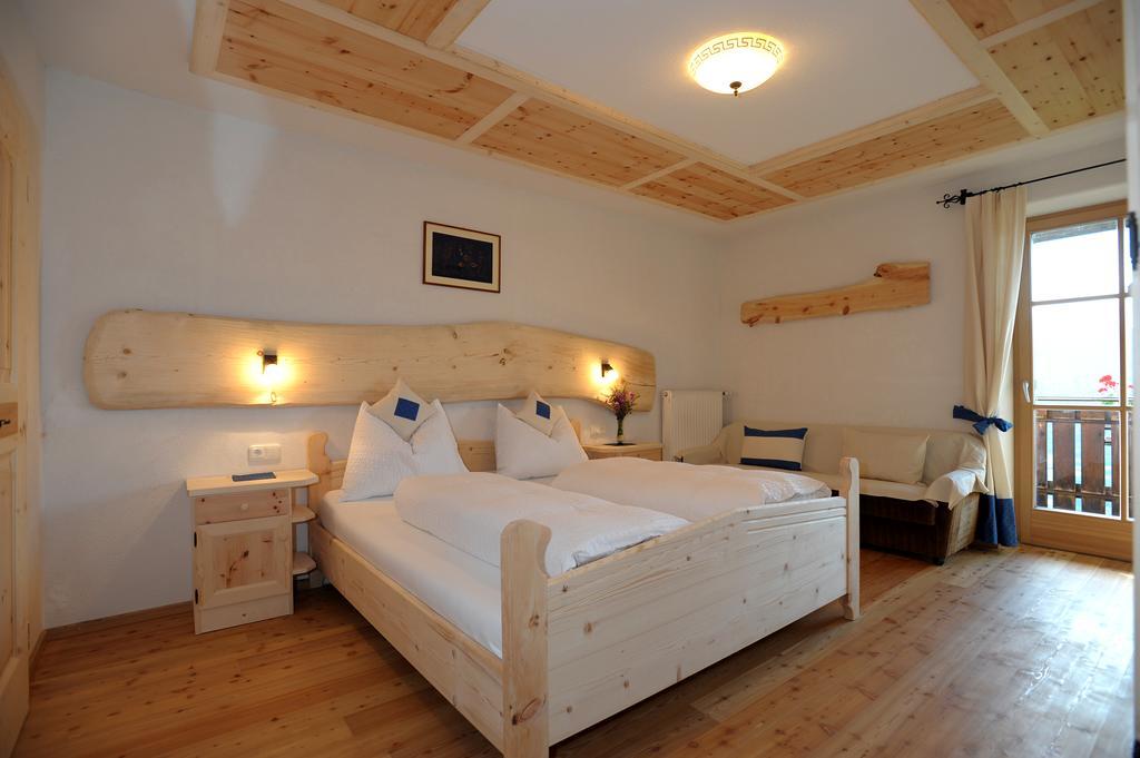 Huberhof Lägenhet Villandro Exteriör bild