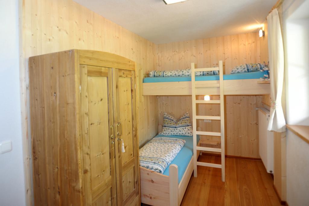 Huberhof Lägenhet Villandro Exteriör bild